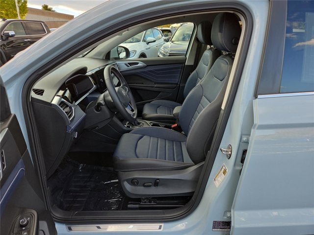 2025 Volkswagen Taos SEL