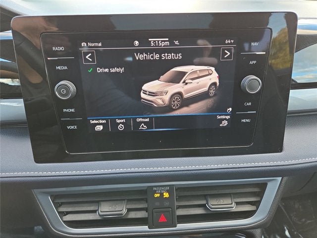 2025 Volkswagen Taos SEL