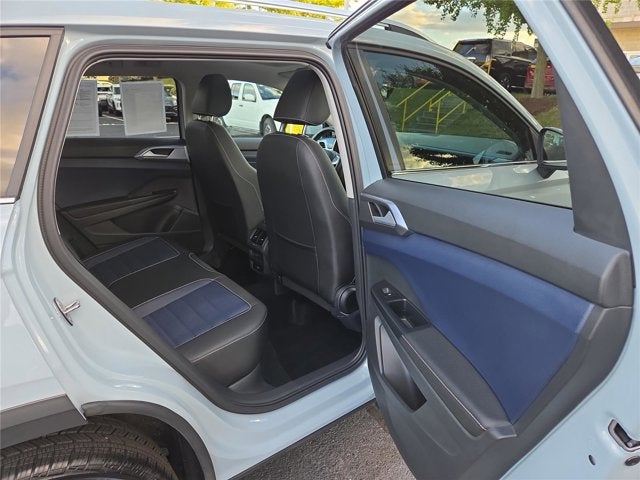 2025 Volkswagen Taos SEL