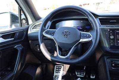 2023 Volkswagen Tiguan SE R-Line Black
