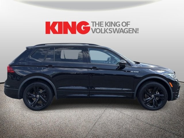2023 Volkswagen Tiguan SE R-Line Black