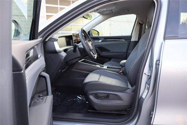 2025 Volkswagen Tiguan SE