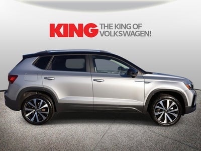 2023 Volkswagen Taos SE