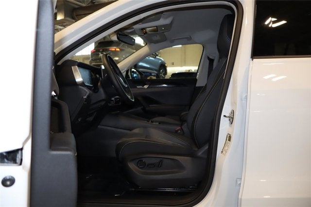 2025 Volkswagen Tiguan SE