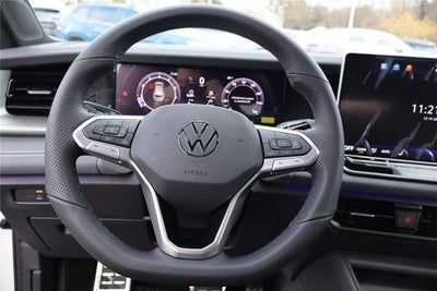 2026 Volkswagen Tiguan SE R-Line Black