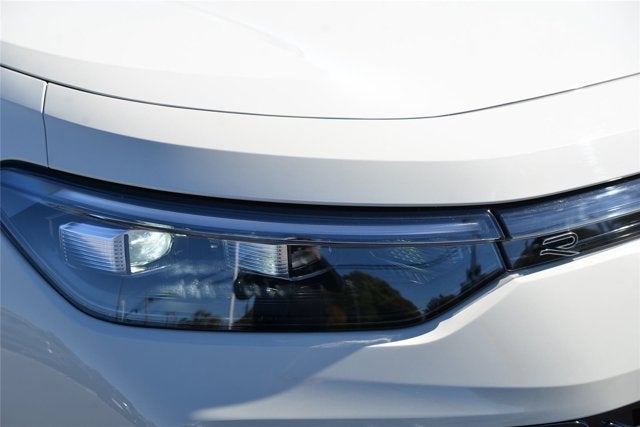 2025 Volkswagen Tiguan SE R-Line Black
