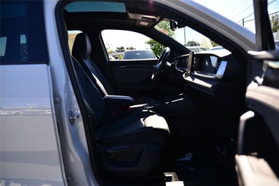 2025 Volkswagen Tiguan SE R-Line Black