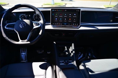 2025 Volkswagen Tiguan SE R-Line Black