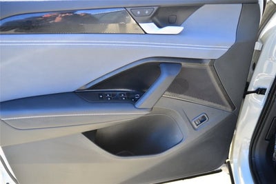 2025 Volkswagen Tiguan SE R-Line Black