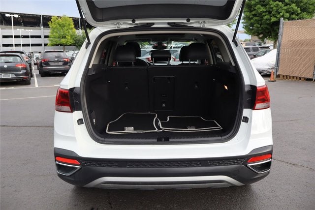 2023 Volkswagen Taos SE