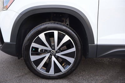 2022 Volkswagen Taos SE