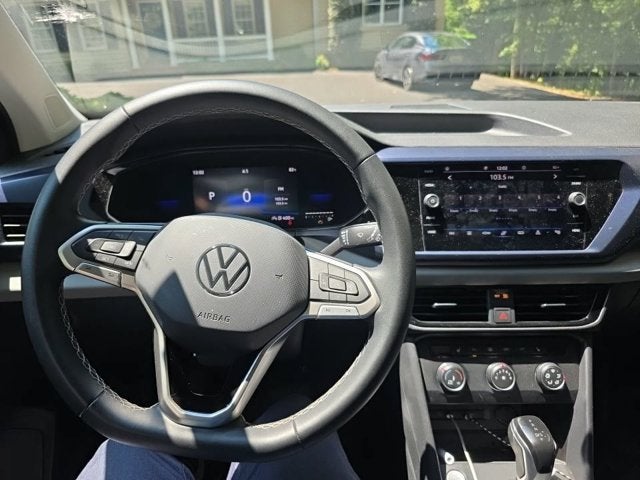 2022 Volkswagen Taos SE