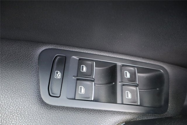 2015 Volkswagen Golf TSI SEL 4-Door