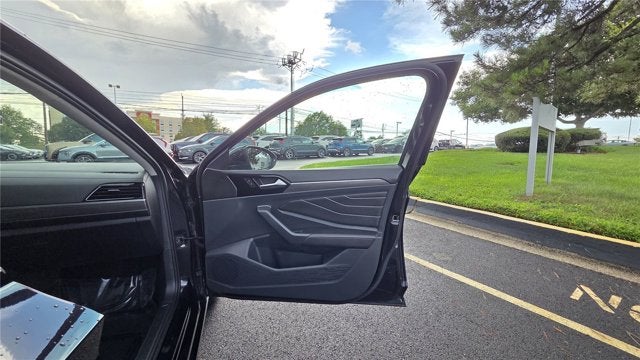 2023 Volkswagen Jetta SEL
