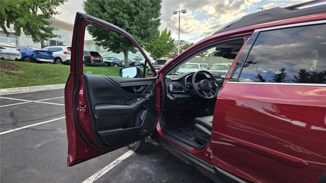 2025 Subaru Outback Touring XT