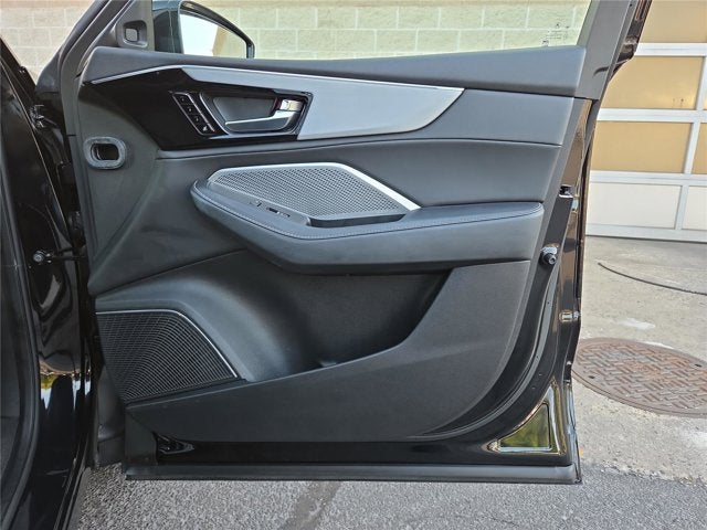 2023 Acura MDX w/Technology Package