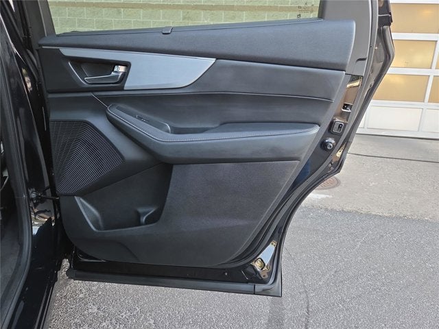 2023 Acura MDX w/Technology Package