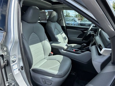 2020 Toyota Highlander Hybrid XLE