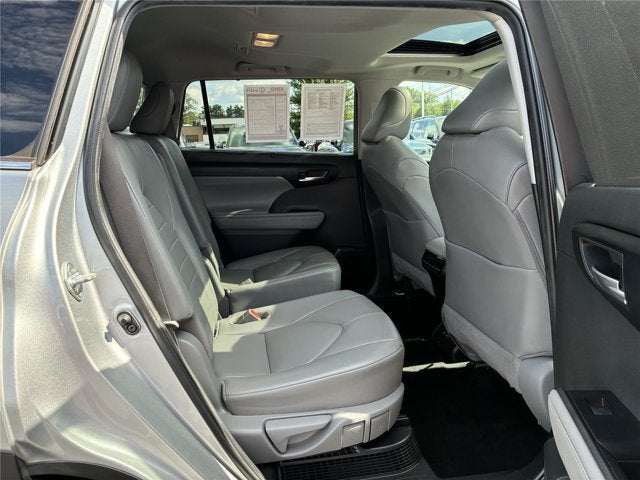 2020 Toyota Highlander Hybrid XLE