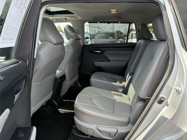 2020 Toyota Highlander Hybrid XLE