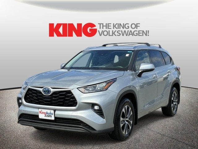 2020 Toyota Highlander Hybrid XLE
