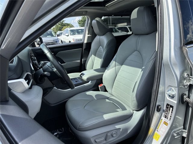 2020 Toyota Highlander Hybrid XLE