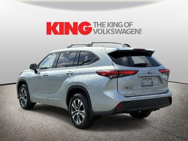 2020 Toyota Highlander Hybrid XLE