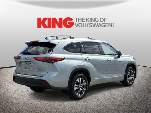2020 Toyota Highlander Hybrid XLE