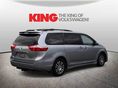 2018 Toyota Sienna XLE Premium