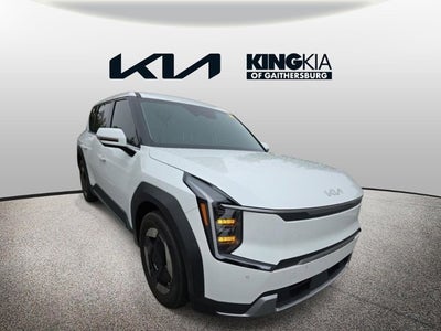 2024 Kia EV9 Light Long Range