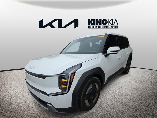 2024 Kia EV9 Light Long Range