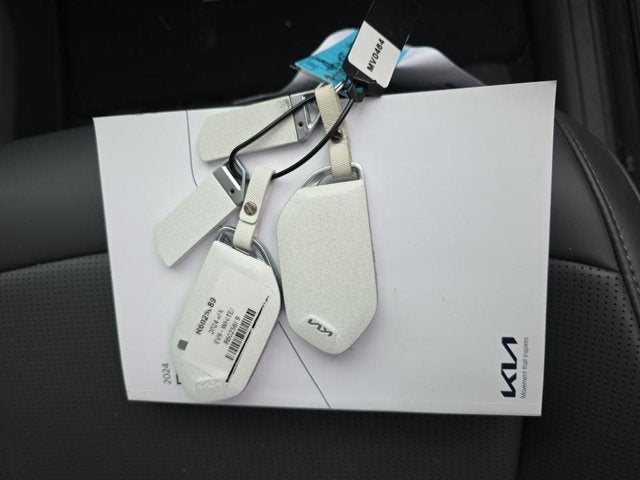 2024 Kia EV9 Light Long Range