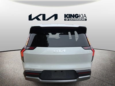 2024 Kia EV9 Light Long Range
