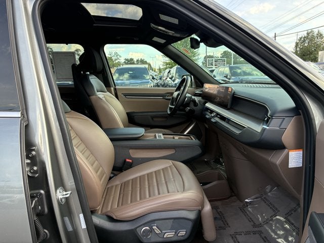 2024 Kia EV9 Land