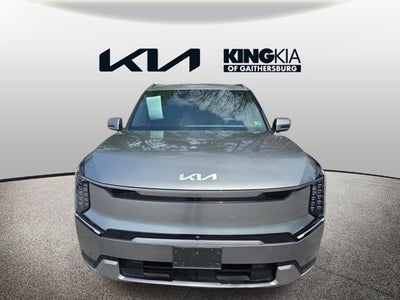 2024 Kia EV9 Land