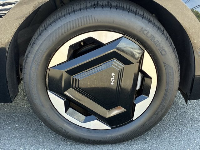 2024 Kia EV9 Land
