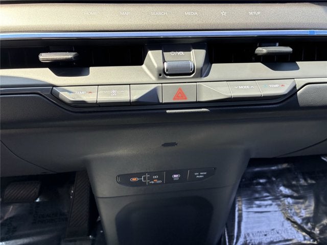 2024 Kia EV9 Land