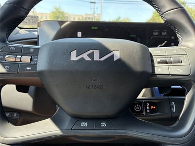 2024 Kia EV9 Land
