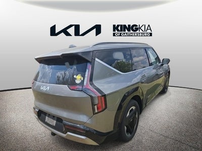 2024 Kia EV9 Land