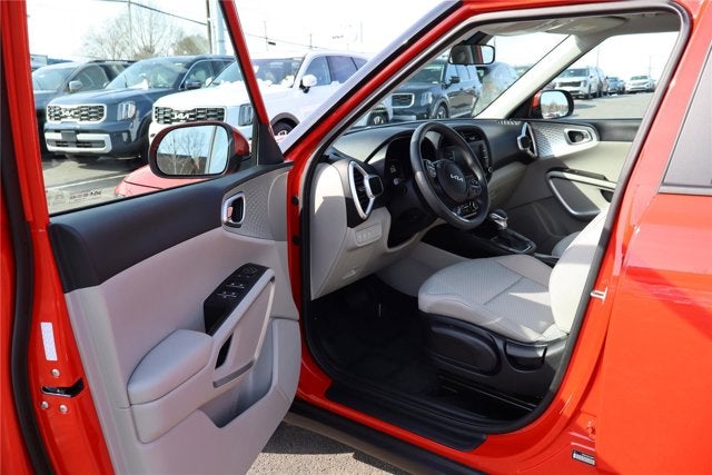 2023 Kia Soul LX