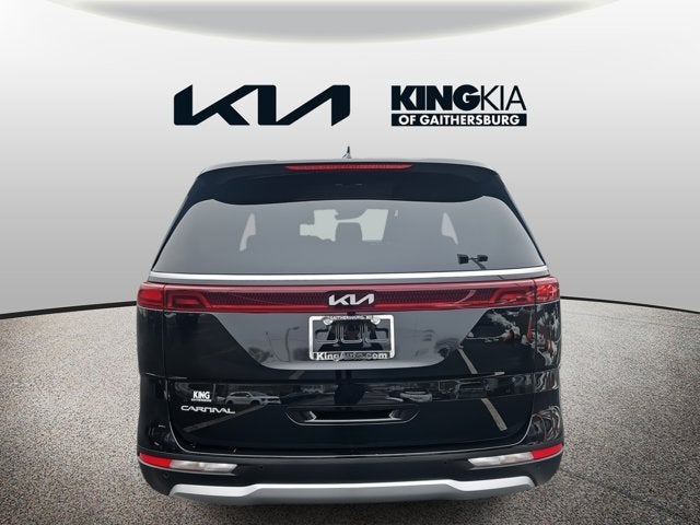 2024 Kia Carnival LX