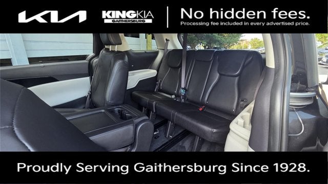 2024 Kia Carnival EX