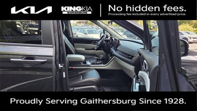 2024 Kia Carnival EX