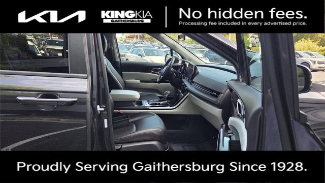2024 Kia Carnival EX