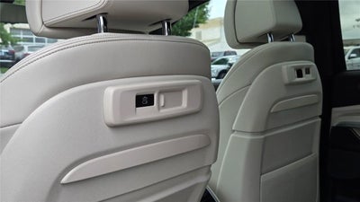 2022 BMW x6 Base