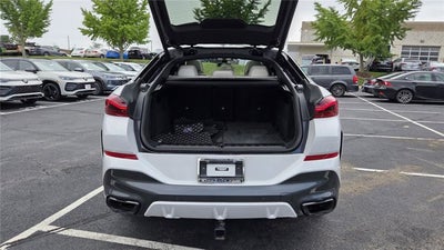 2022 BMW x6 Base
