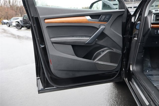 2023 Audi Q5 Premium Plus