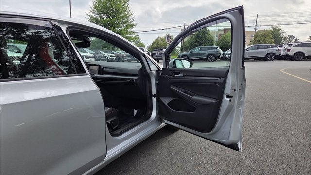 2023 Volkswagen Golf GTI SE
