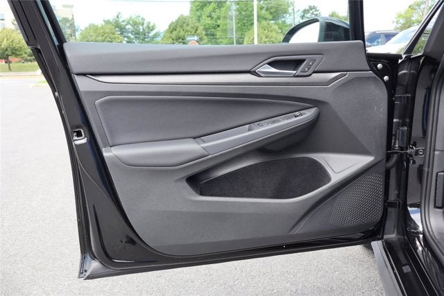 2025 Volkswagen Golf GTI SE