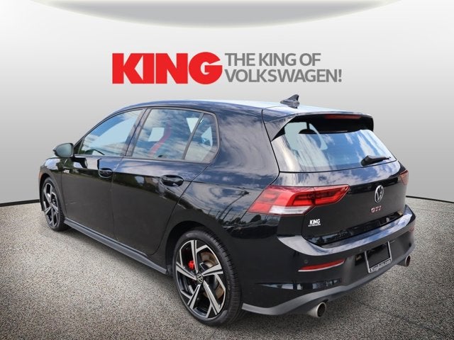 2025 Volkswagen Golf GTI SE